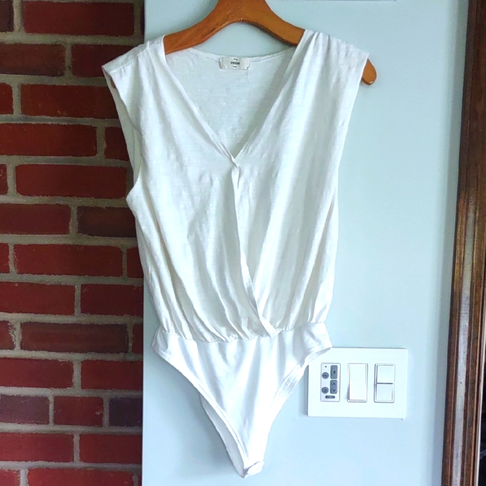 Entro Bodysuit, Sleeveless, Small, Off White.